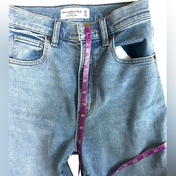 Abercrombie & Fitch The Flare Ultra High Rise Jeans Light Wash 25/0 L - Picture 7 of 13